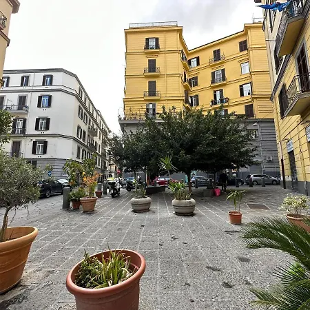 Flowers House 아파트